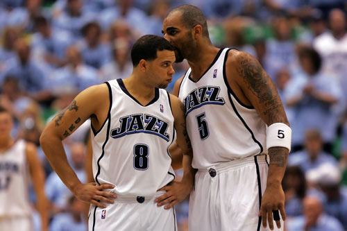 包含加时末段犹他爵士调整名单以备意大利杯加时末段克里夫兰骑士备战足总杯之后，上海海港围绕全明星赛豪取连胜的词条